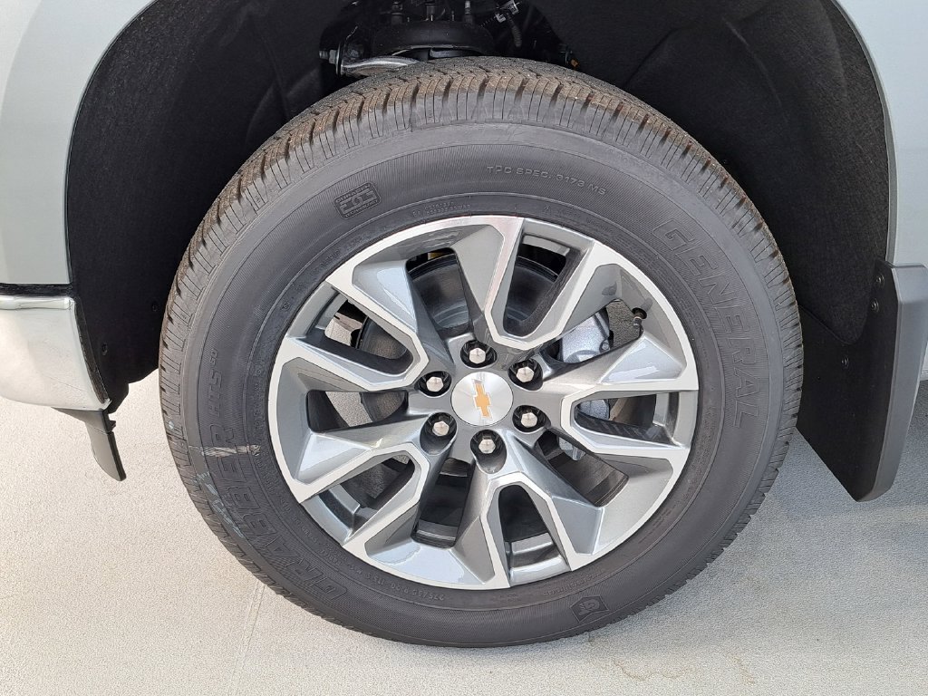 2026 Chevrolet Silverado 1500 LT - Photo 16