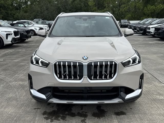 New 2026 Dune Grey Metallic BMW xDrive28i image 2