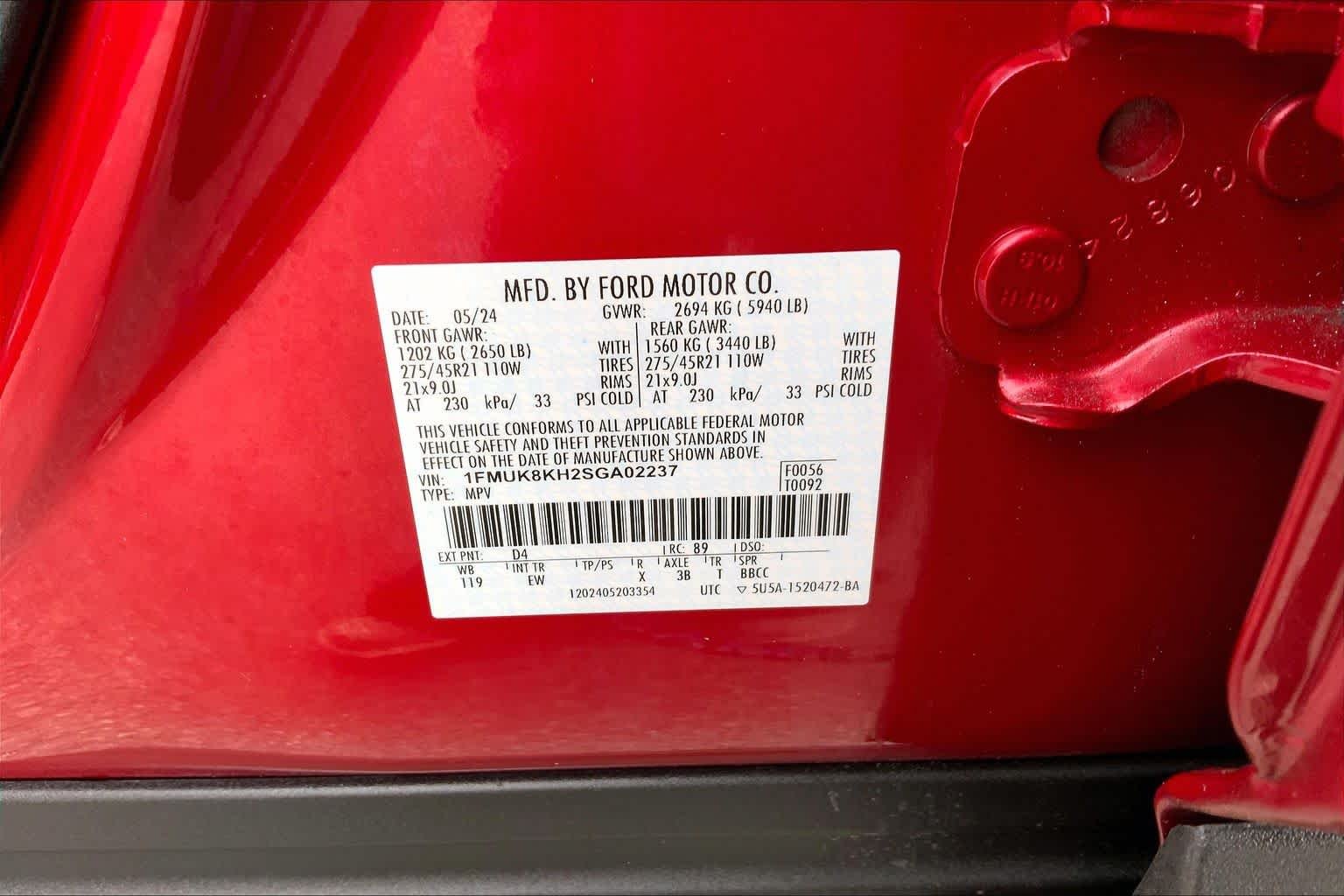 Used 2025 Rapid Red Metallic Tinted Clearcoat Ford ST-Line image 32