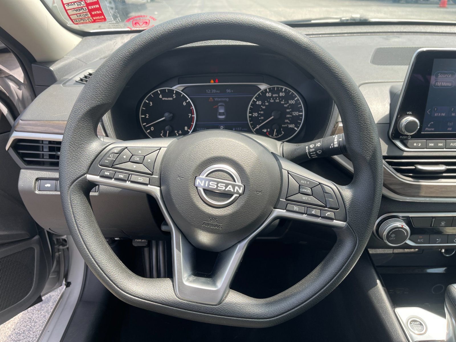 Used 2024 Silver Nissan 2.5 SV image 24