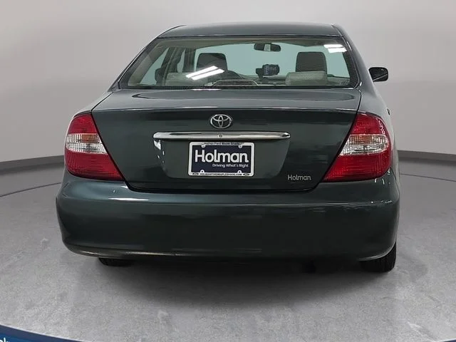 Used 2003 Green Toyota  image 7