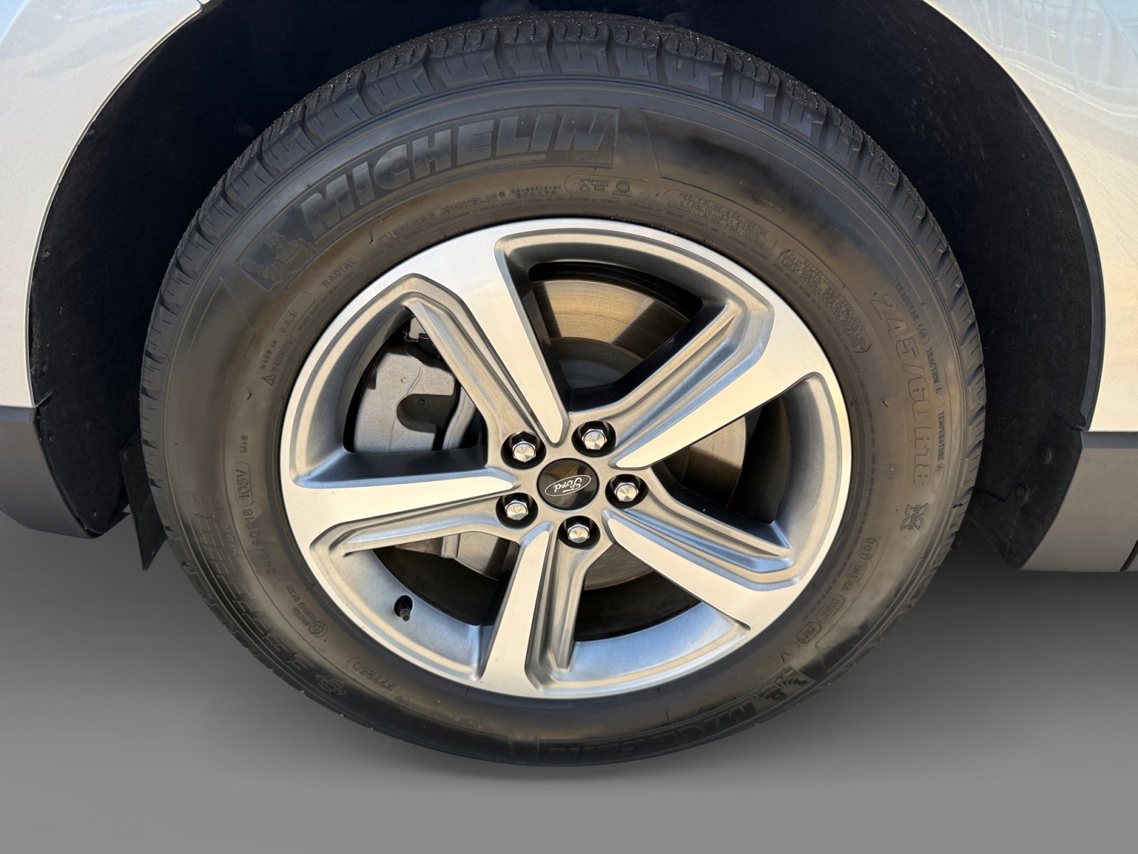 Used 2024 Silver Metallic Ford SEL image 9