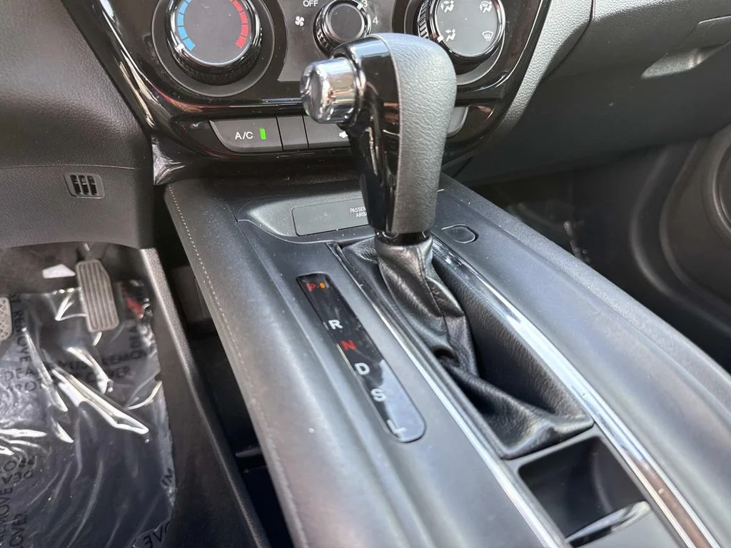Used 2020 Gray Honda LX image 30
