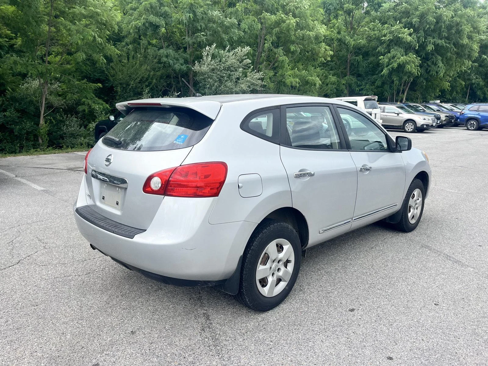 Used 2012 Brilliant Silver Nissan S image 7
