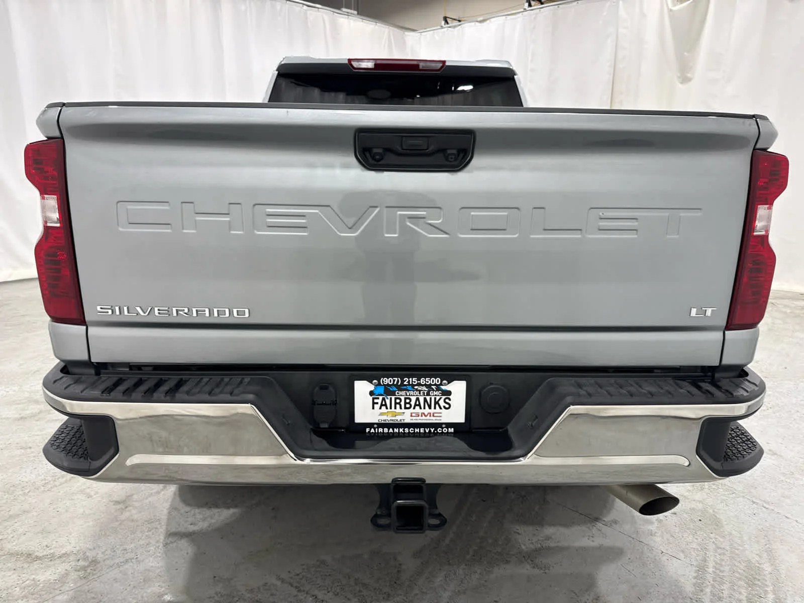 Used 2026 Sterling Gray Metallic Chevrolet LT image 4