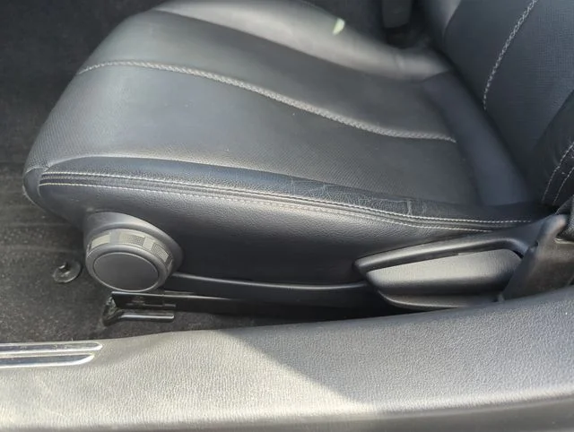 Used 2021 Black Mazda Grand Touring image 25