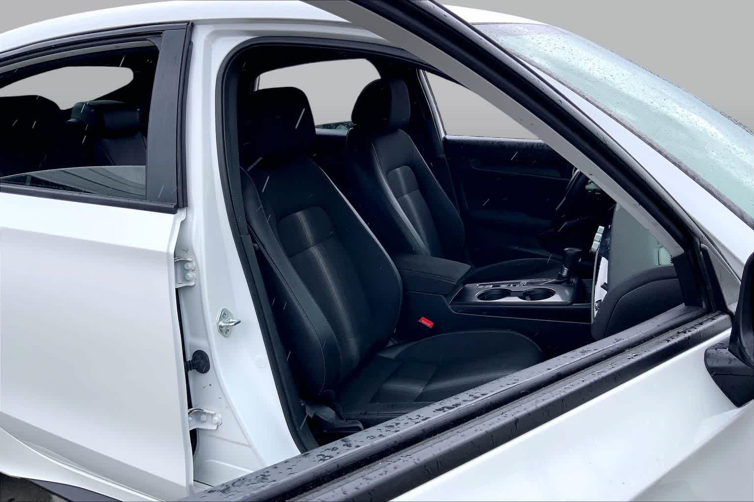 Used 2023 Platinum White Pearl Honda Sport image 9