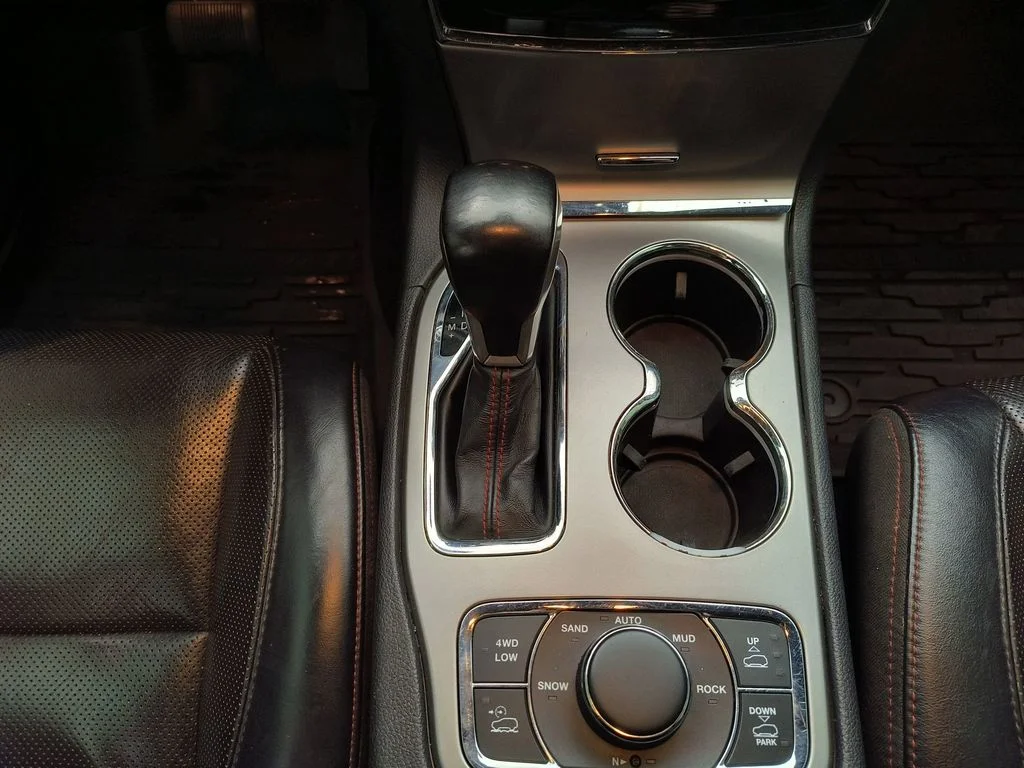 Used 2020 Slate Blue Pearlcoat Jeep Trailhawk image 15