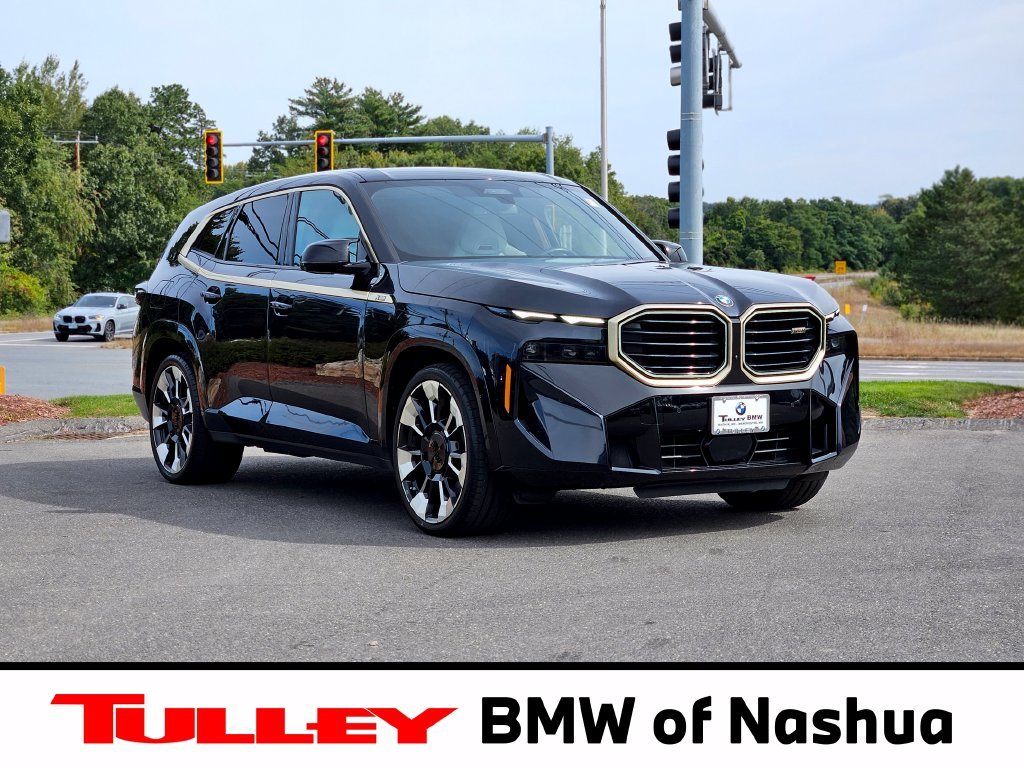 2023 BMW XM Base