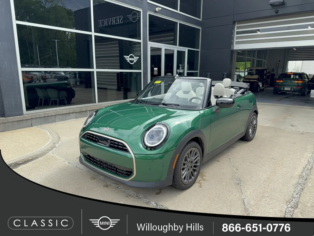 2026 MINI Convertible Cooper Signature's photo
