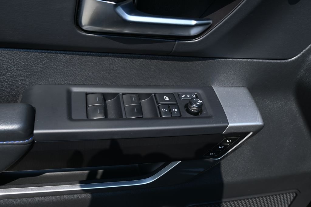 Used 2025 Black Toyota Platinum image 26
