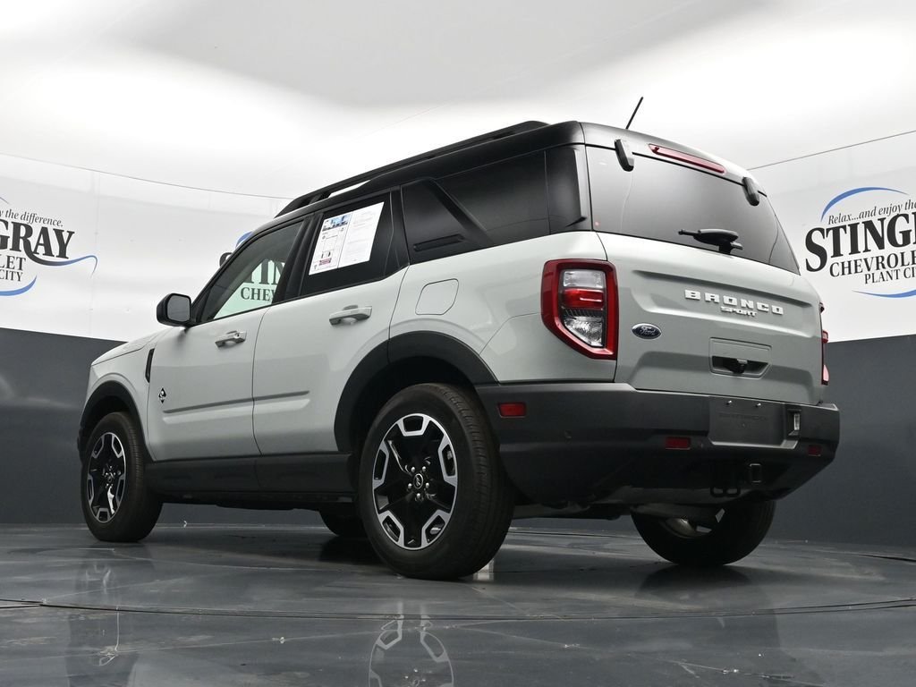 Used 2023 Green Ford Outer Banks image 30