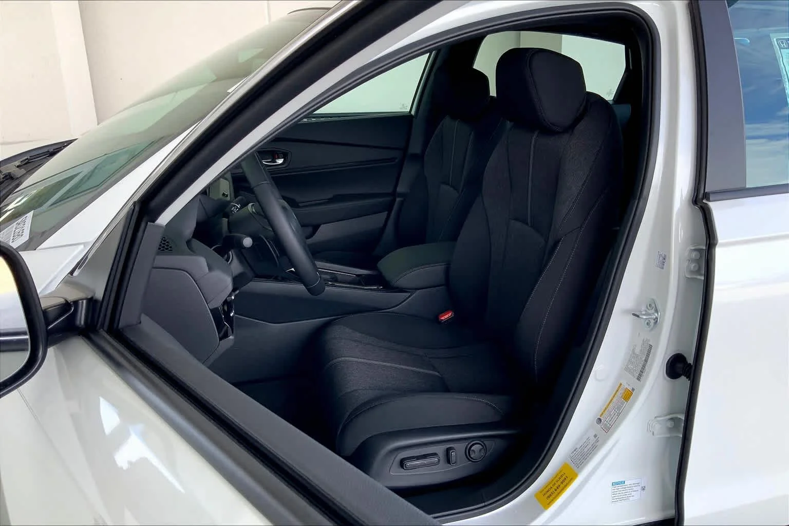 Certified Used 2025 Platinum White Pearl Honda HYBRID SPORT image 7