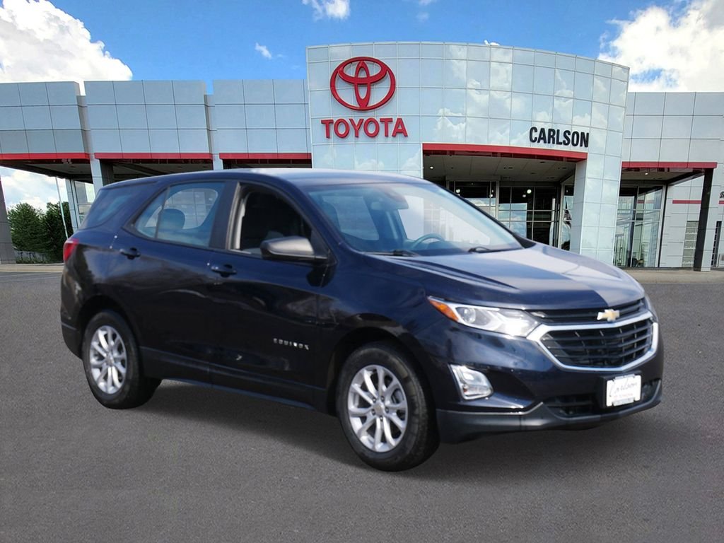 Used 2021 Chevrolet Equinox LS with VIN 3GNAXHEVXMS116475 for sale in Minneapolis, Minnesota
