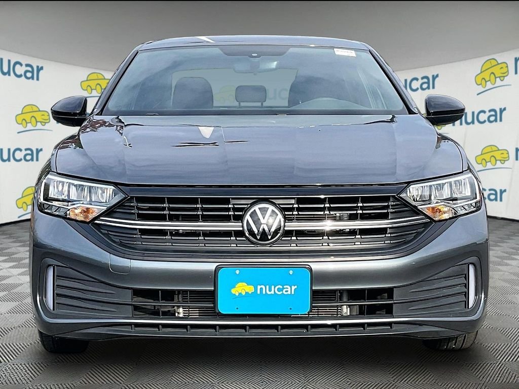 3VWAM7BU7PM041585