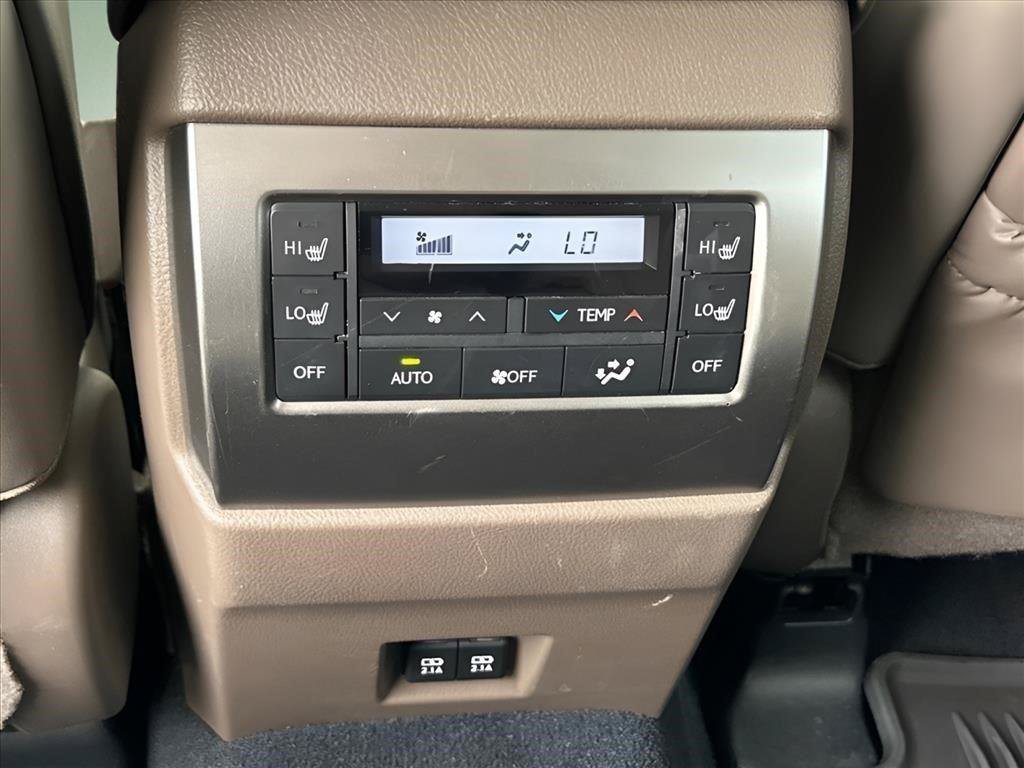 Used 2023 Black Onyx Lexus GX 460 Premium image 17