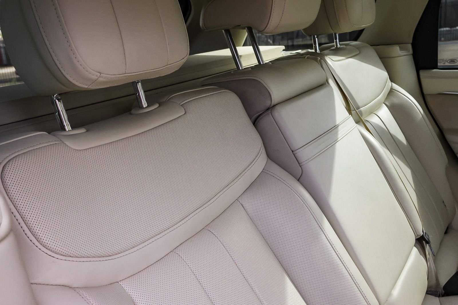 2024 Land Rover Range Rover SE - Photo 21