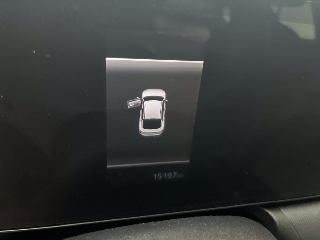 Used 2025 White Kia LX image 17