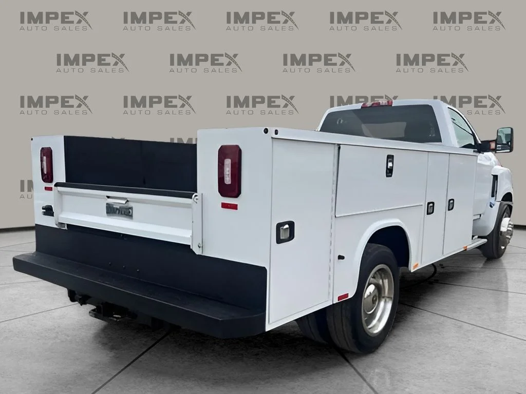 Used 2020 White Chevrolet Work Truck image 7