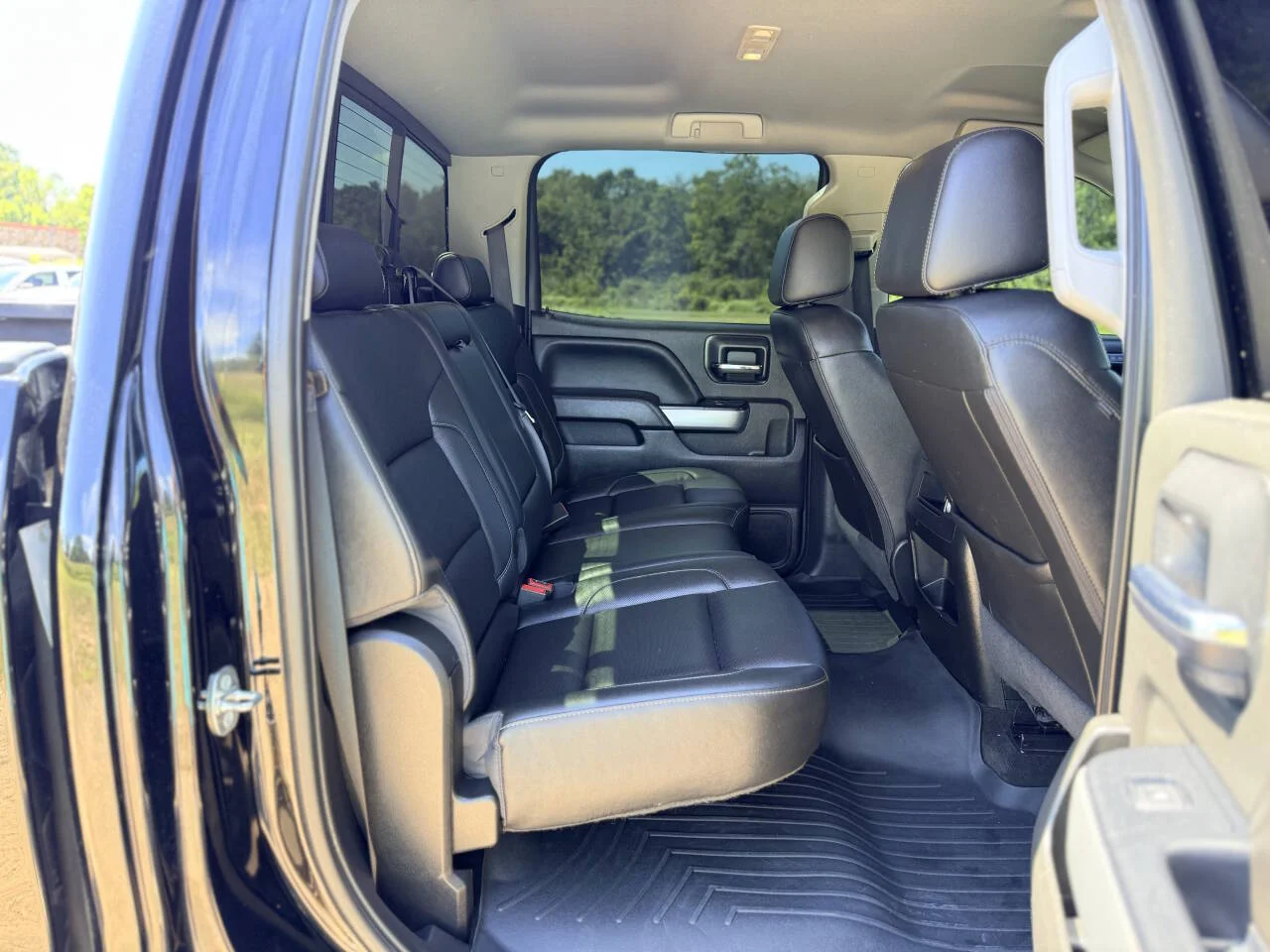Used 2018 Black Chevrolet LTZ Z71 4x4 4dr Crew Cab 5.8 ft. SB image 32