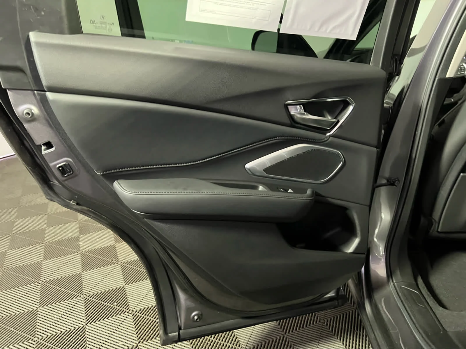 Certified Used 2024 Liquid Carbon Metallic Acura  image 25