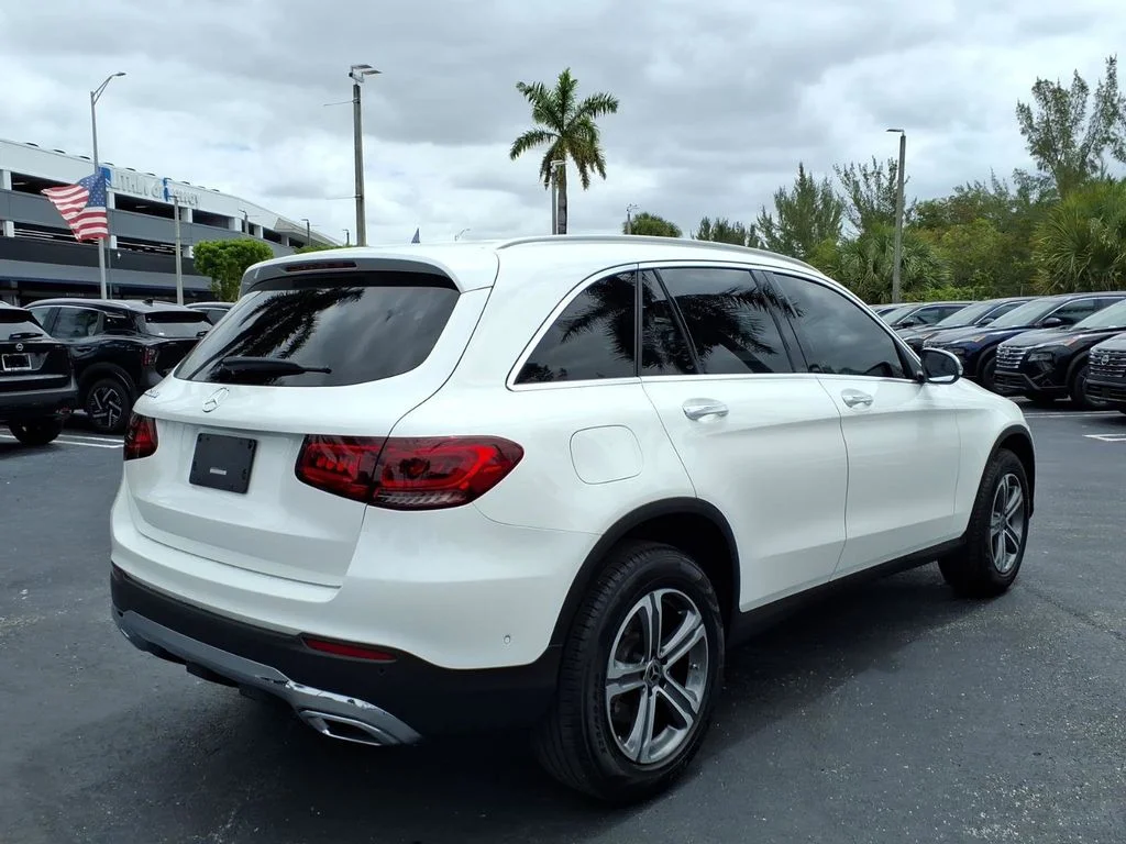 Used 2021 Polar White Mercedes-Benz GLC 300 image 11