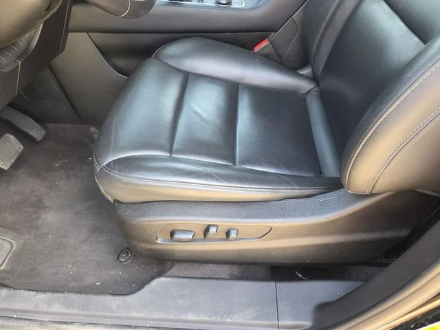 Used 2023 Stellar Black Metallic Cadillac Premium Luxury image 19