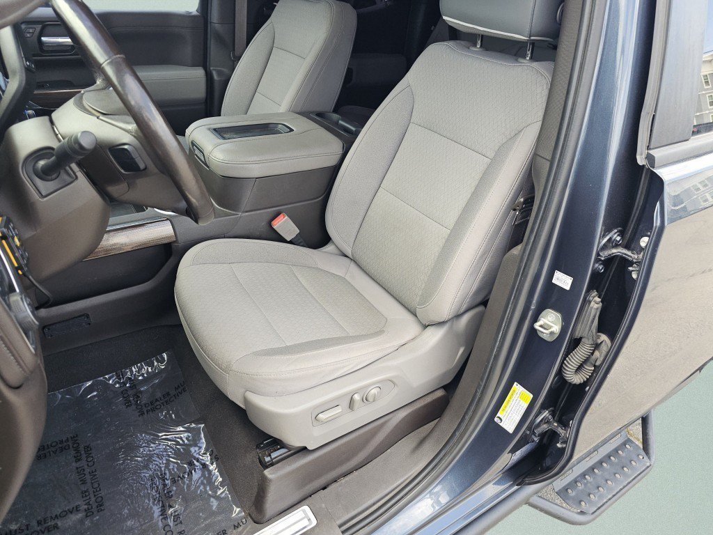 Used 2021 Shadow Gray Metallic Chevrolet RST image 6