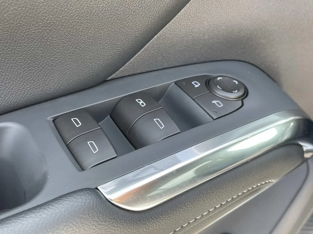 2026 Chevrolet Traverse LT - Photo 14