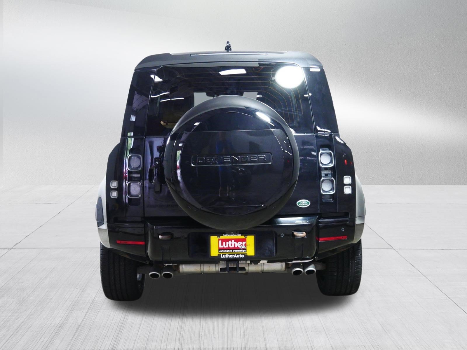 Certified Used 2023 Santorini Black Metallic Land Rover V8 image 6
