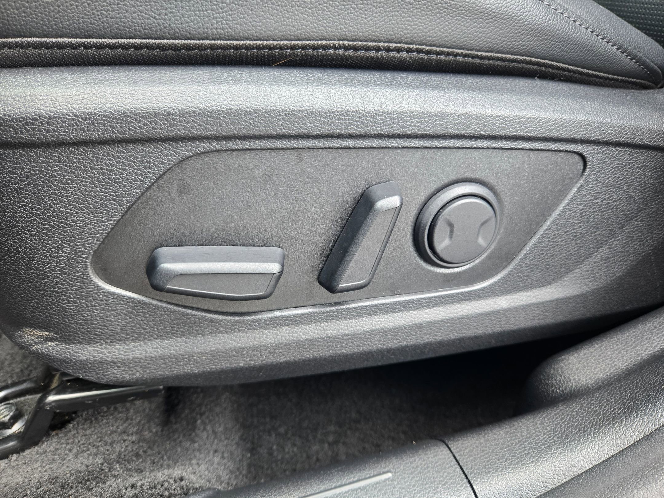 Used 2026 Ebony Black Kia SX image 24
