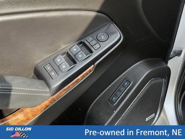 Used 2020 Silver Ice Metallic Chevrolet Premier image 16