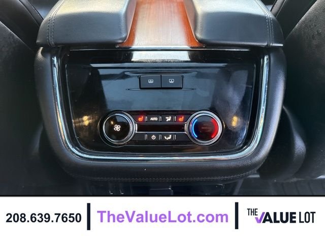 Used 2019 White Lincoln Reserve image 19