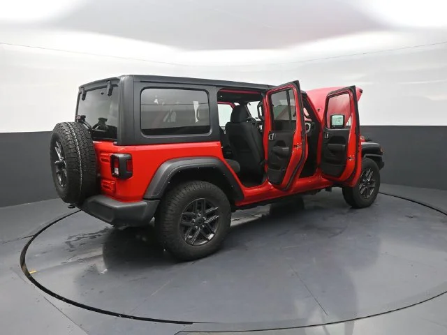 Used 2024 Red Jeep Sport S image 36