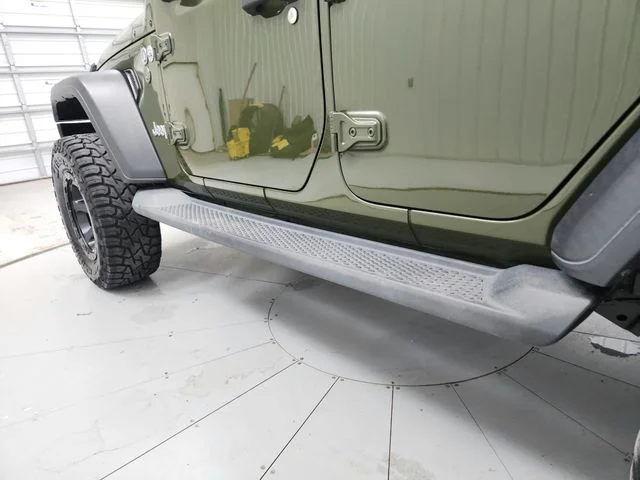 Used 2020 Green Jeep Unlimited Sport S image 39