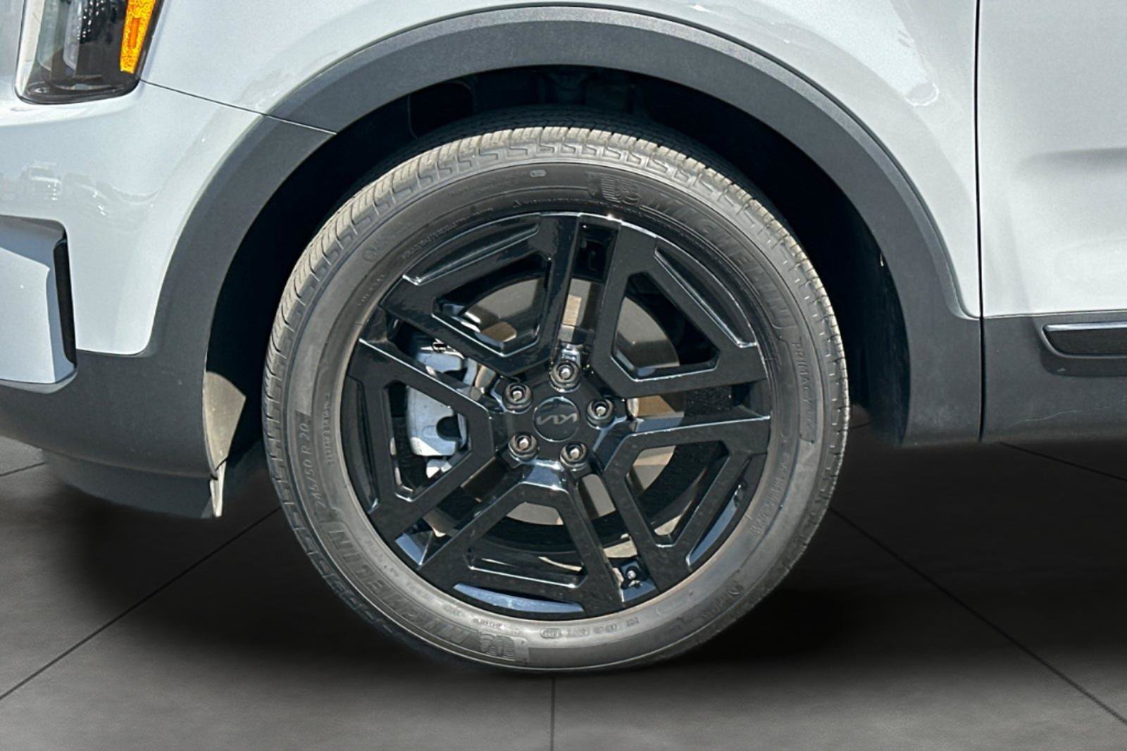 Used 2025 Gray Kia SX-Prestige X-Line image 32