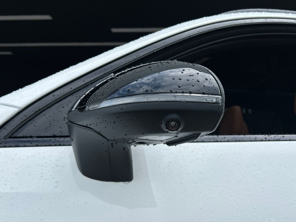 New 2027 Polar White Mercedes-Benz GLC 300 image 31