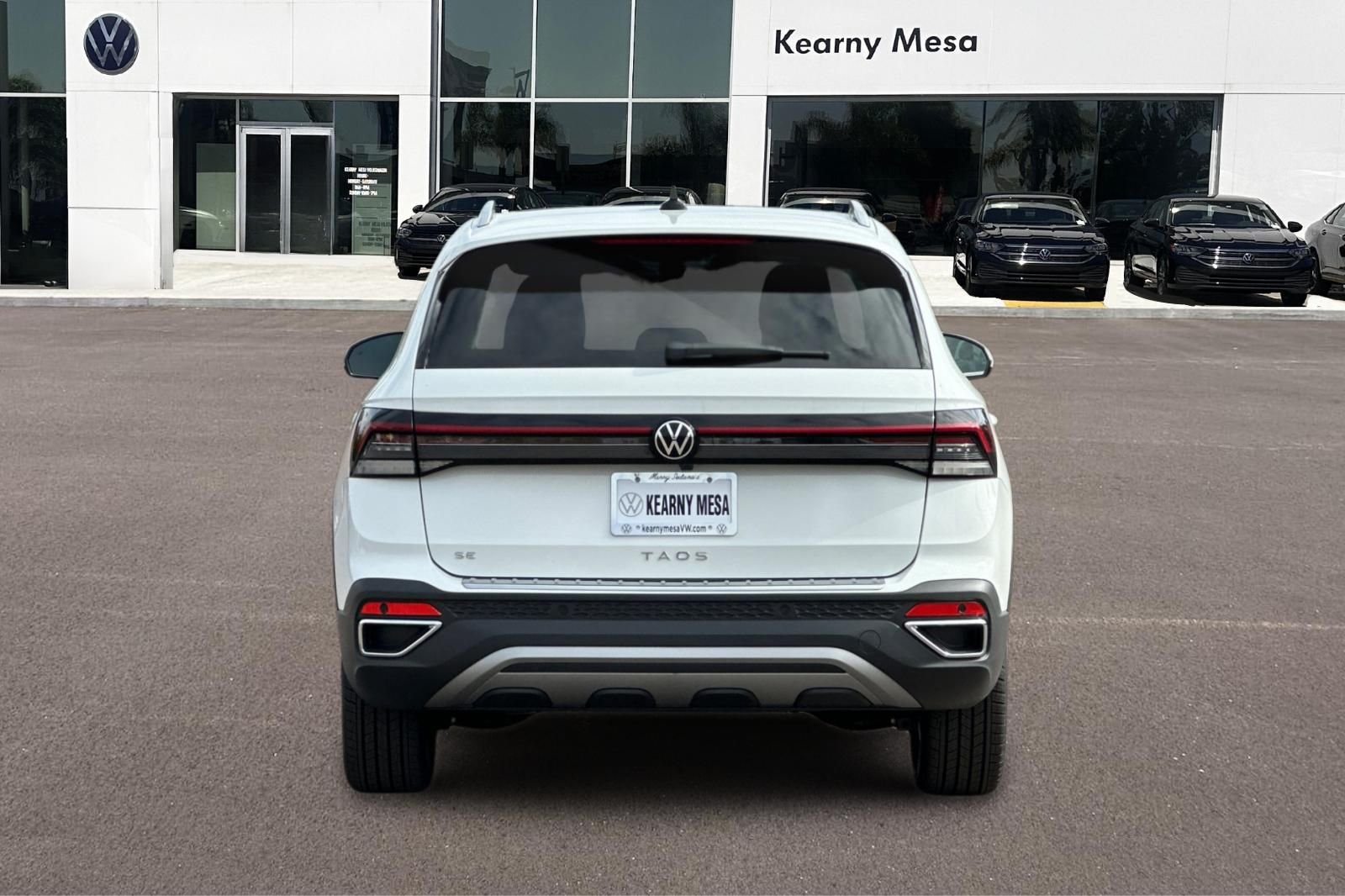 New 2026 Pure White Volkswagen 1.5T SE image 5