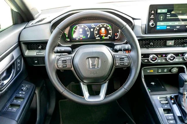 New 2026 Platinum White Pearl Honda Sport-L image 21