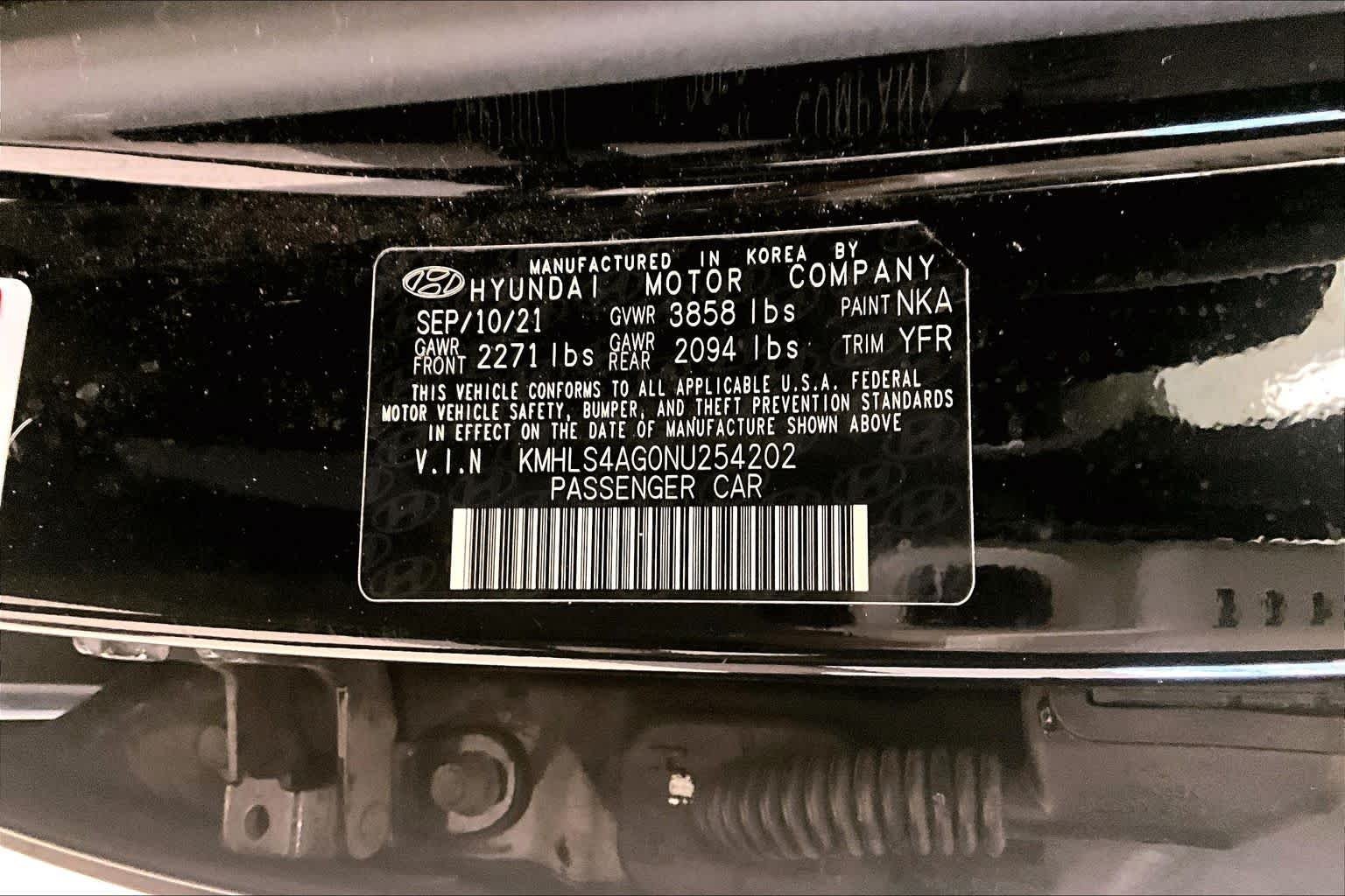 Used 2022 Phantom Black Hyundai SEL image 29