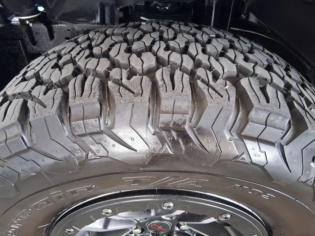 Used 2025 White Jeep Rubicon image 25