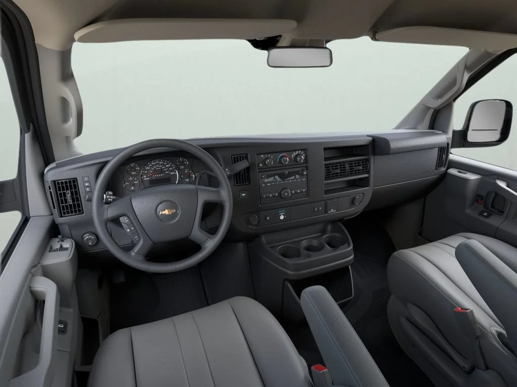 2026 Chevrolet Express Cargo Work Van - Photo 15