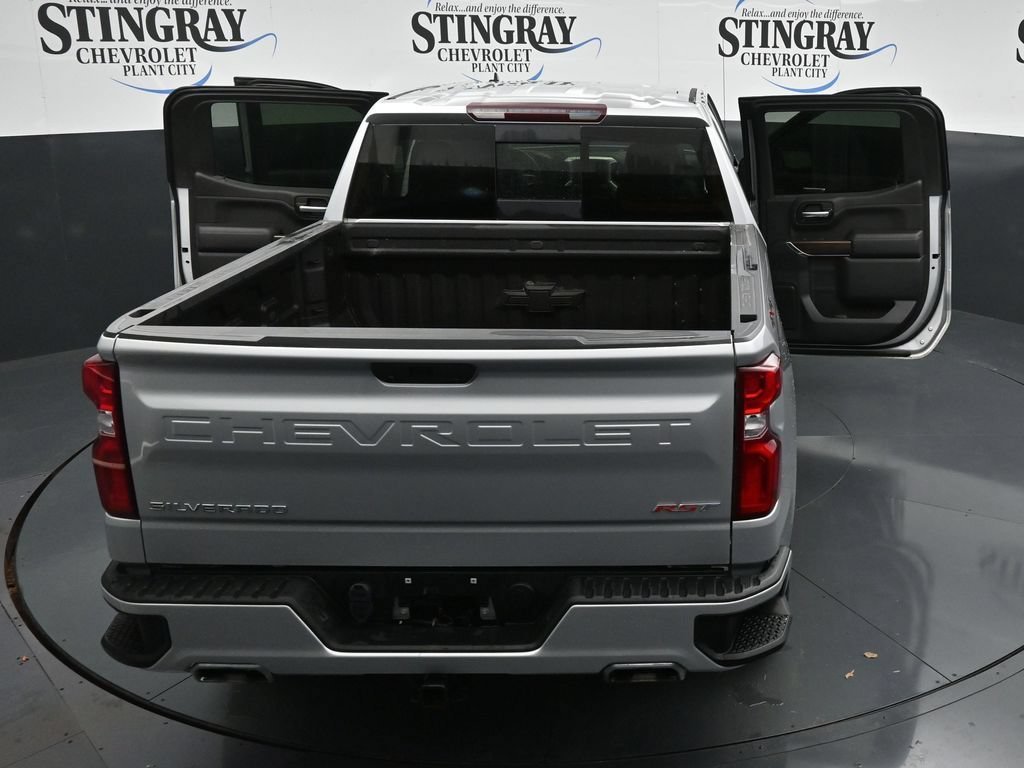 Used 2021 SILVER ICE METALLIC Chevrolet RST image 35