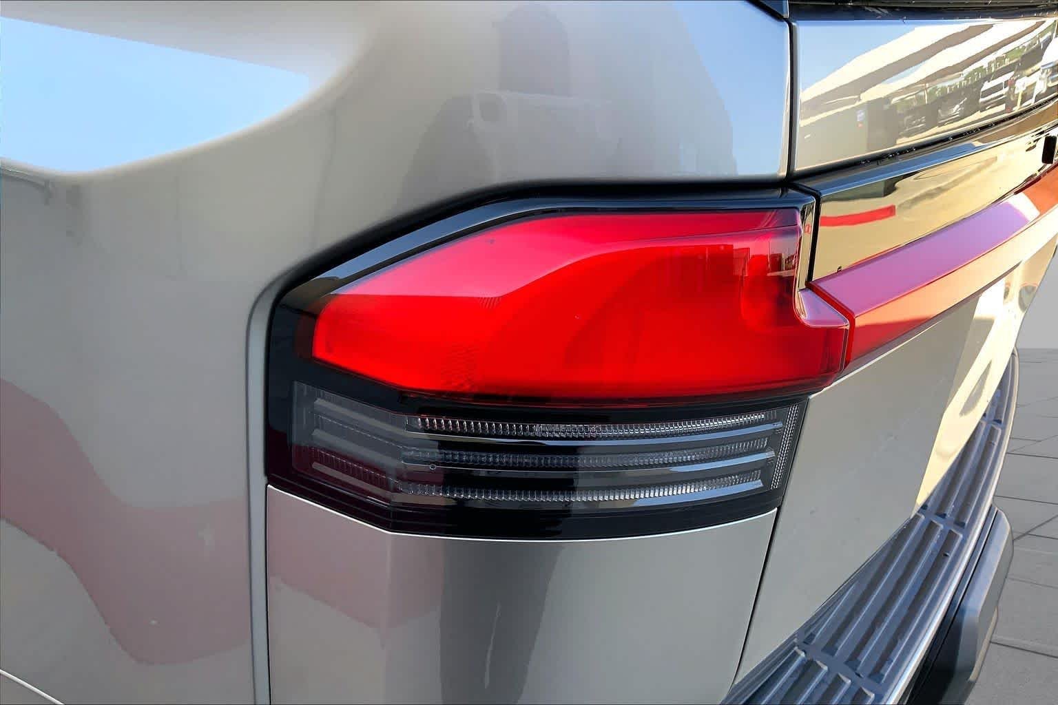 Used 2025 Atomic Silver Lexus Luxury+ image 54