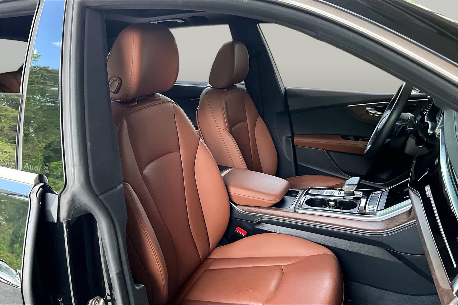 Used 2024 Mythos Black Metallic Audi Premium Plus image 9
