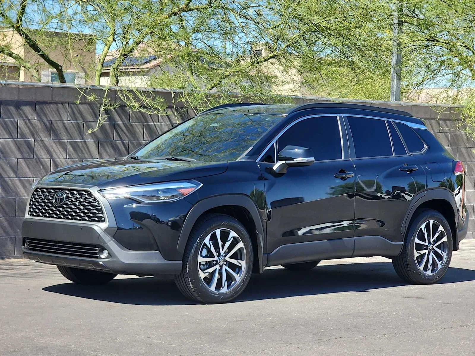 Used 2024 Jet Black Toyota XLE image 4
