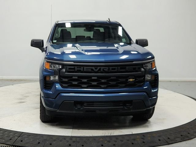 Used 2024 Blue Chevrolet Custom image 3