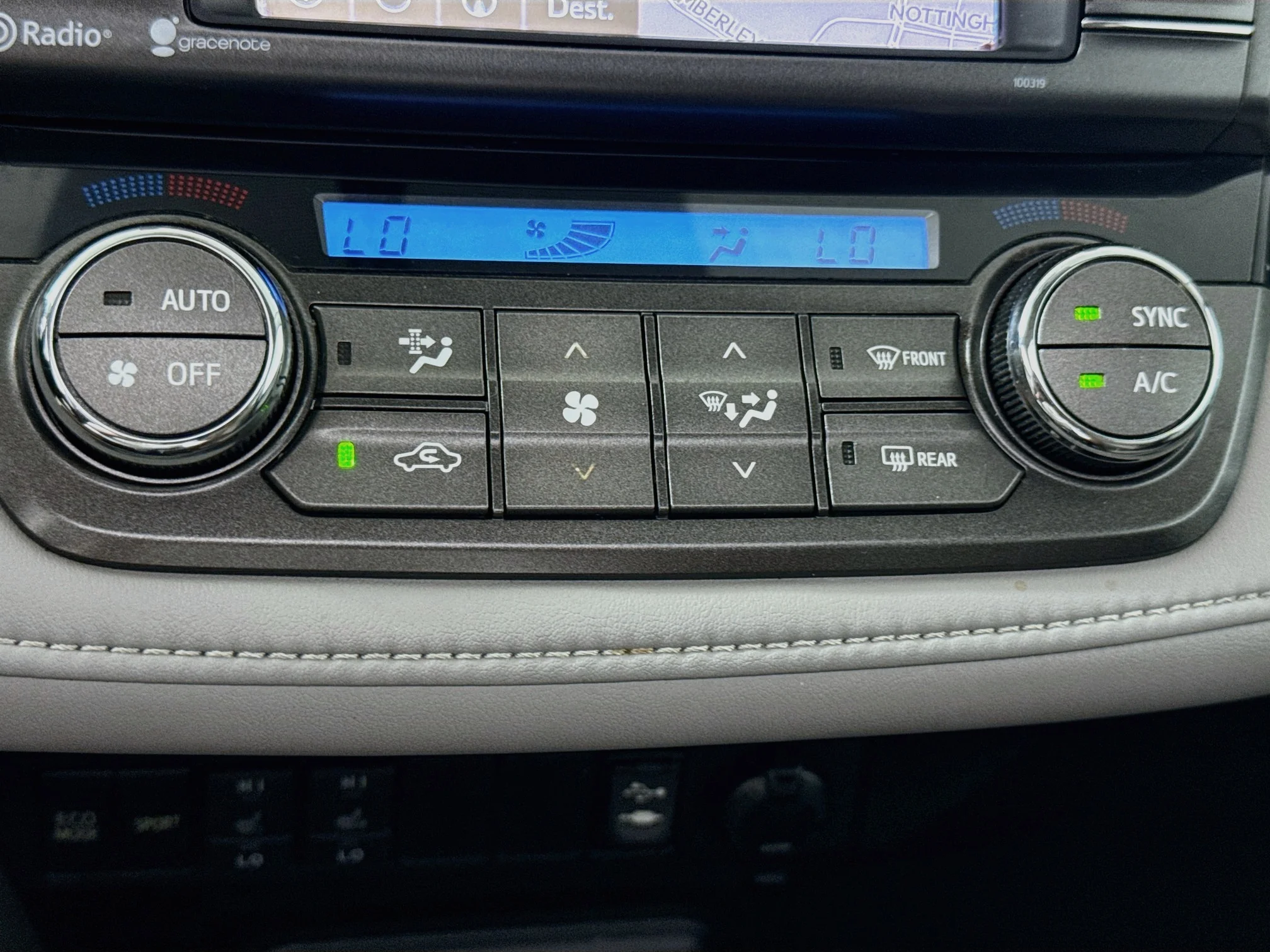 Used 2015 Classic Silver Metallic Toyota Limited image 17