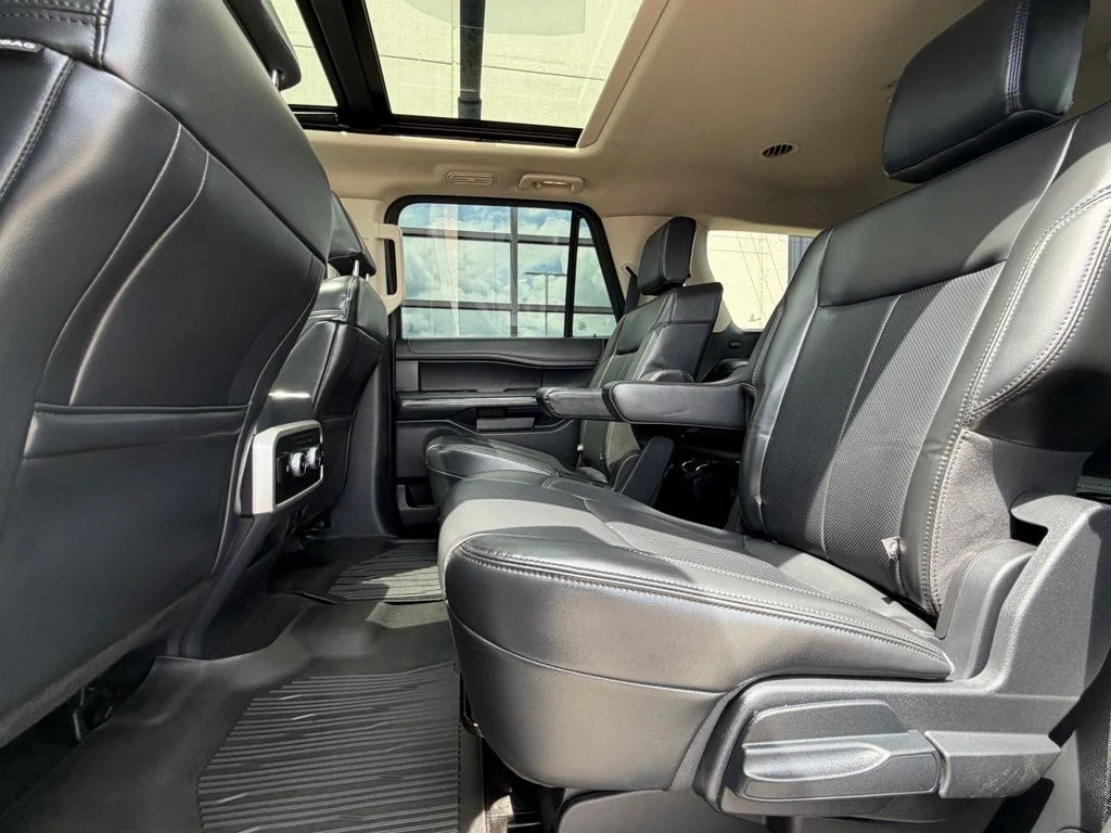 Used 2022 White Ford XLT image 22