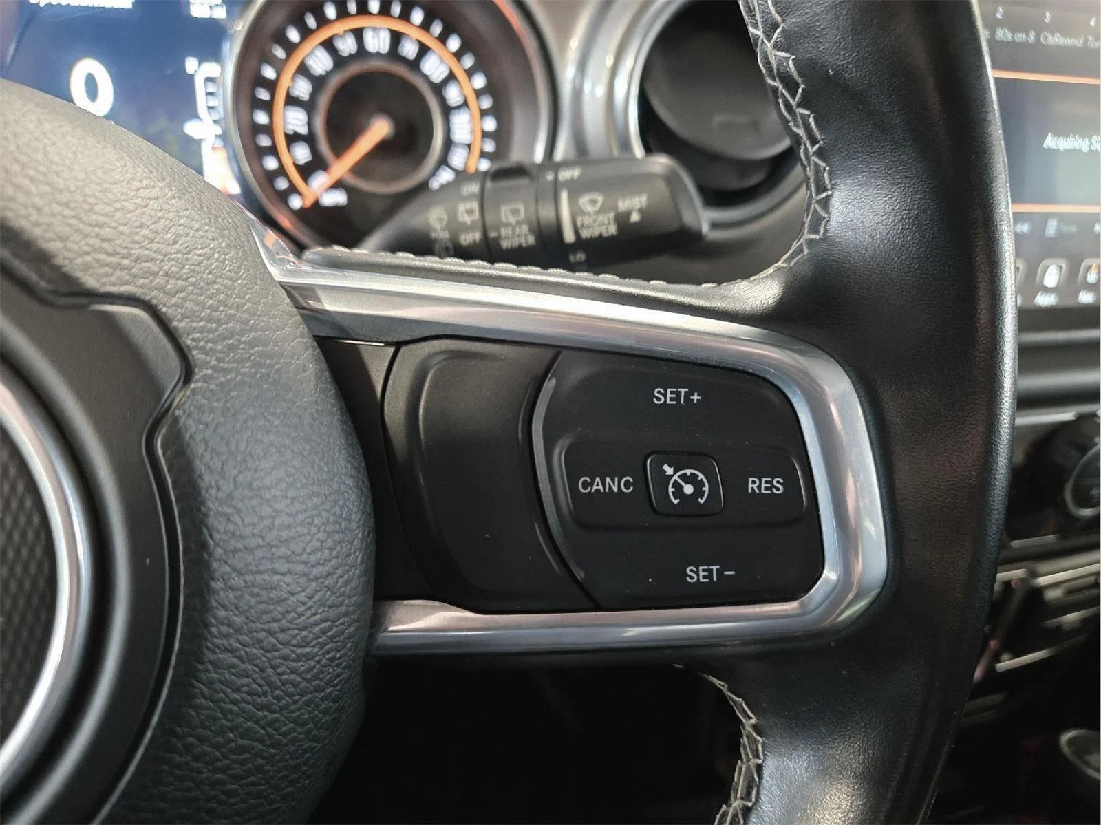 Used 2020 Billet Silver Metallic Jeep Sahara image 16